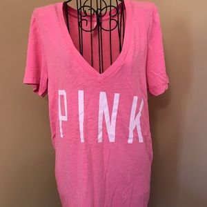 PINK v-neck T-shirt